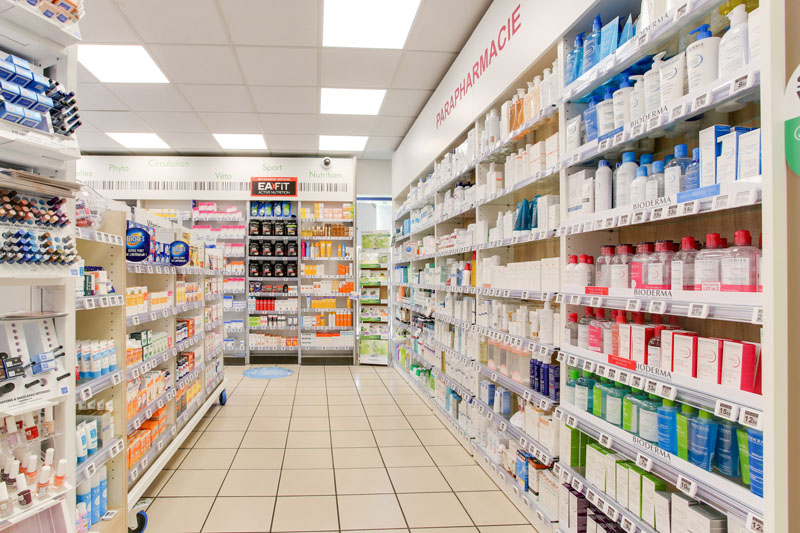 Les services de la Pharmacie République 121